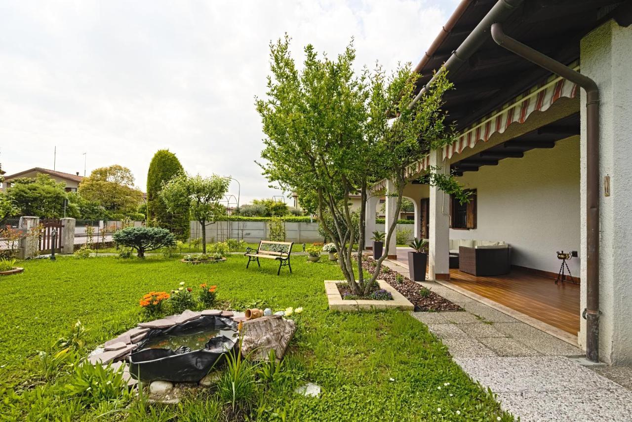 Vecchia Favola House Vila Quarto dʼAltino Exterior foto